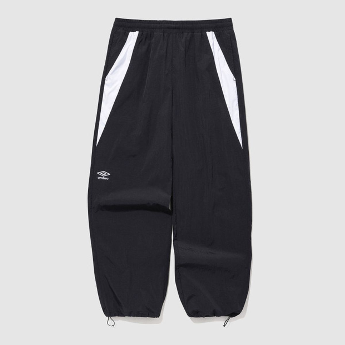 엄브로(UMBRO) 팝러쉬 컬러블럭 스트레이트 & 조거 2WAY 팬츠 블랙(UQ123CPT31)