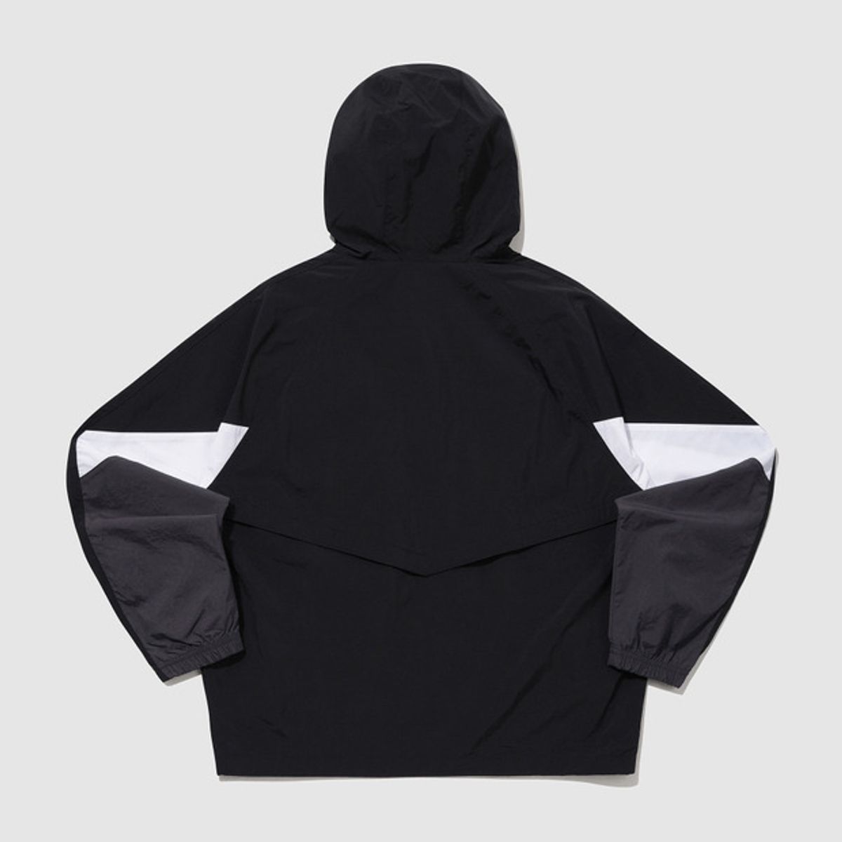 엄브로(UMBRO) 팝러쉬 컬러블럭 후드 아노락 블랙(UQ123CWT31)