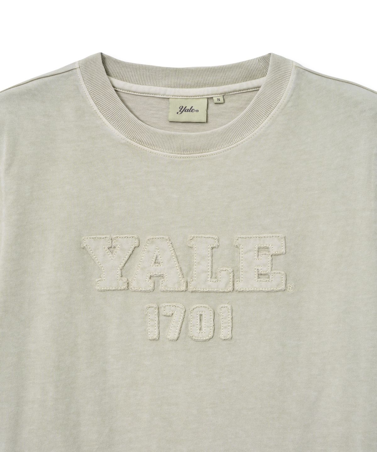 예일(YALE) 우먼즈 피그먼트 아플리케 티셔츠_아이보리