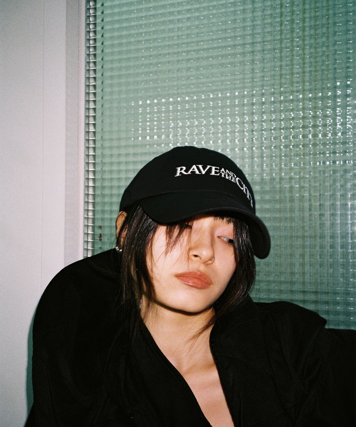 트웬티에잇(TWENTYEIGHT) Twenty Eight Rave and the city Ballcap [Black]