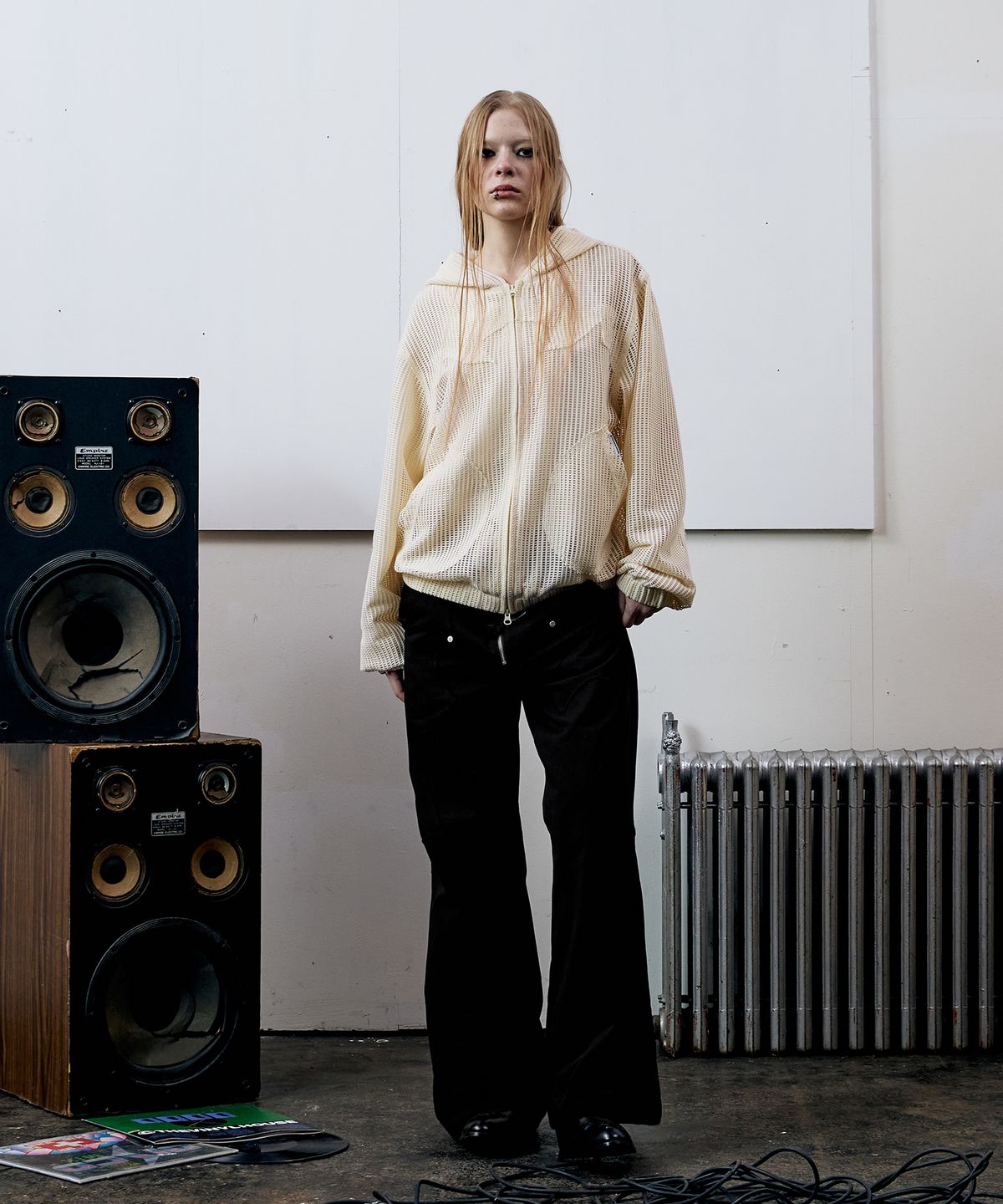 더바이닐하우스(THEVINYLHOUSE) MESH GRID JACKET IVORY