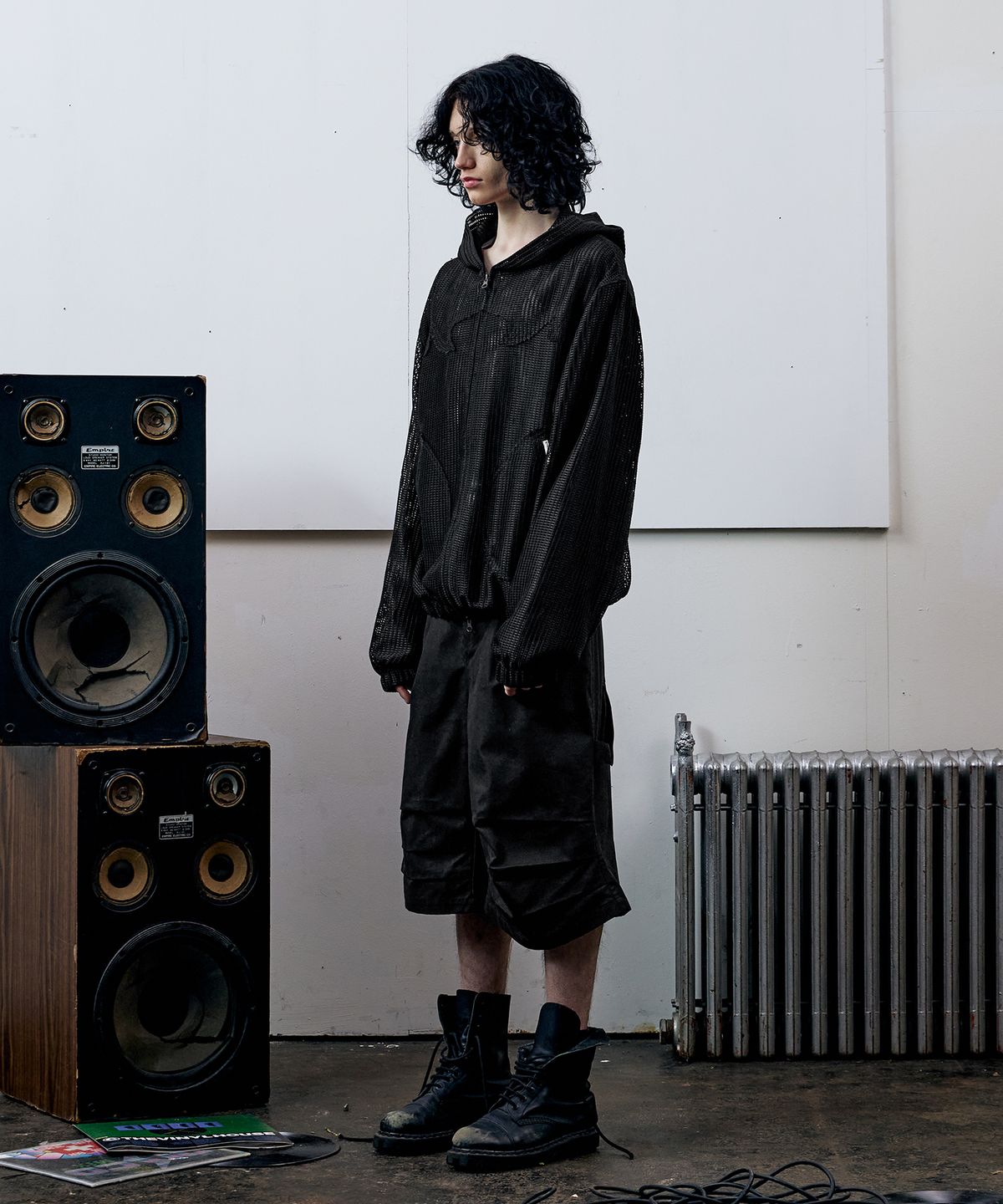 더바이닐하우스(THEVINYLHOUSE) MESH GRID JACKET BLACK