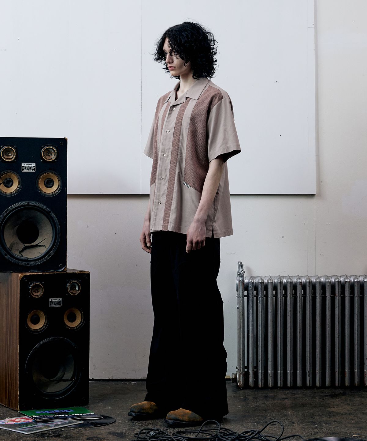 더바이닐하우스(THEVINYLHOUSE) LINEN MESH SHORT SLEEVE SHIRTS BROWN