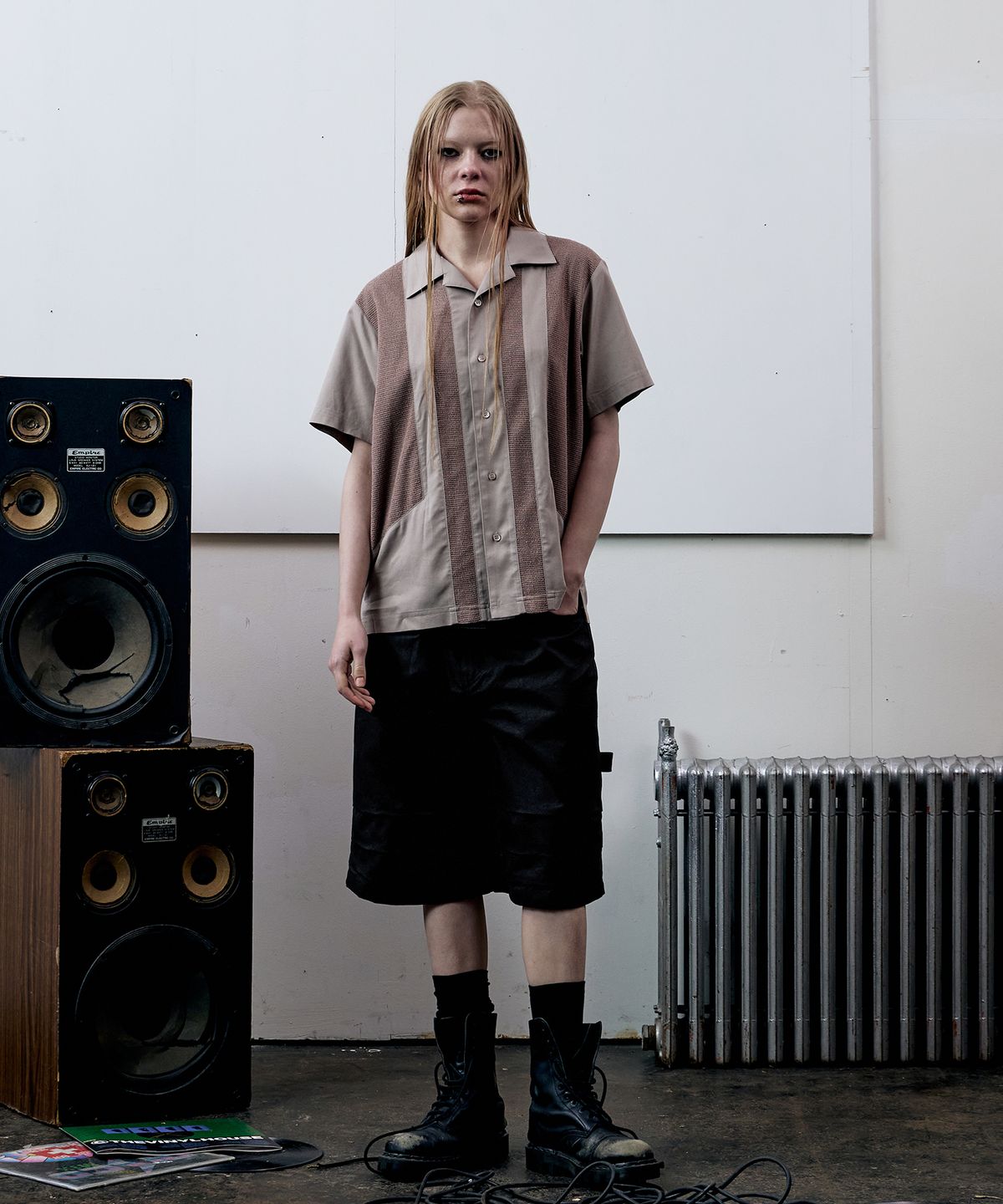더바이닐하우스(THEVINYLHOUSE) LINEN MESH SHORT SLEEVE SHIRTS BROWN
