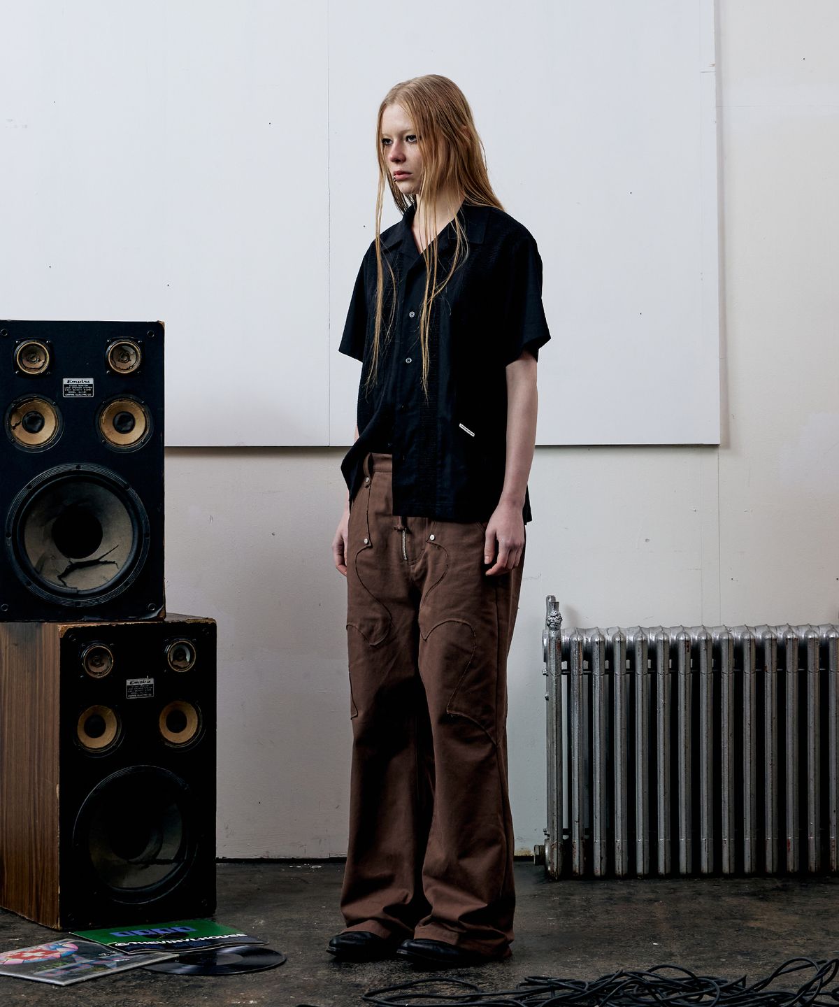 더바이닐하우스(THEVINYLHOUSE) LINEN MESH SHORT SLEEVE SHIRTS BLACK