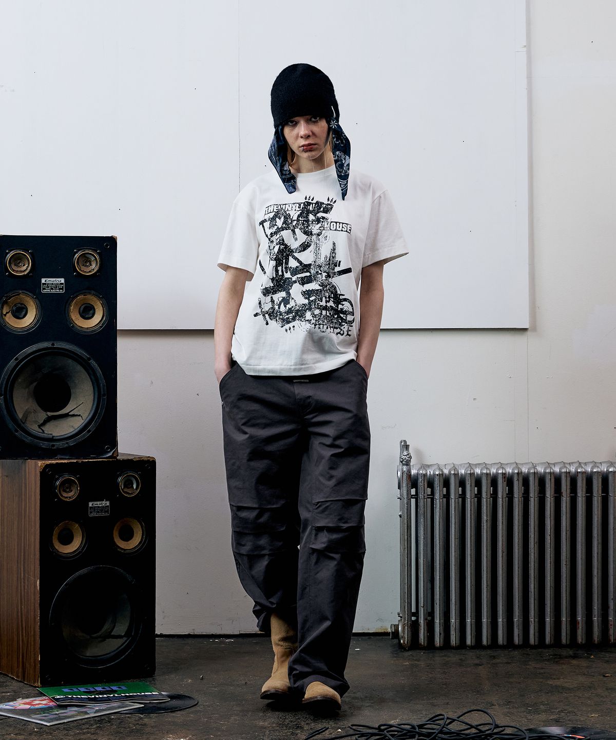 더바이닐하우스(THEVINYLHOUSE) VINTAGE DRAWING TEE WHITE