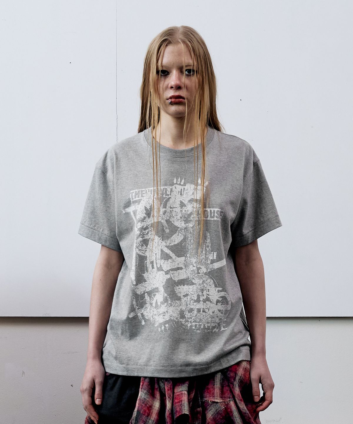 더바이닐하우스(THEVINYLHOUSE) VINTAGE DRAWING TEE GREY
