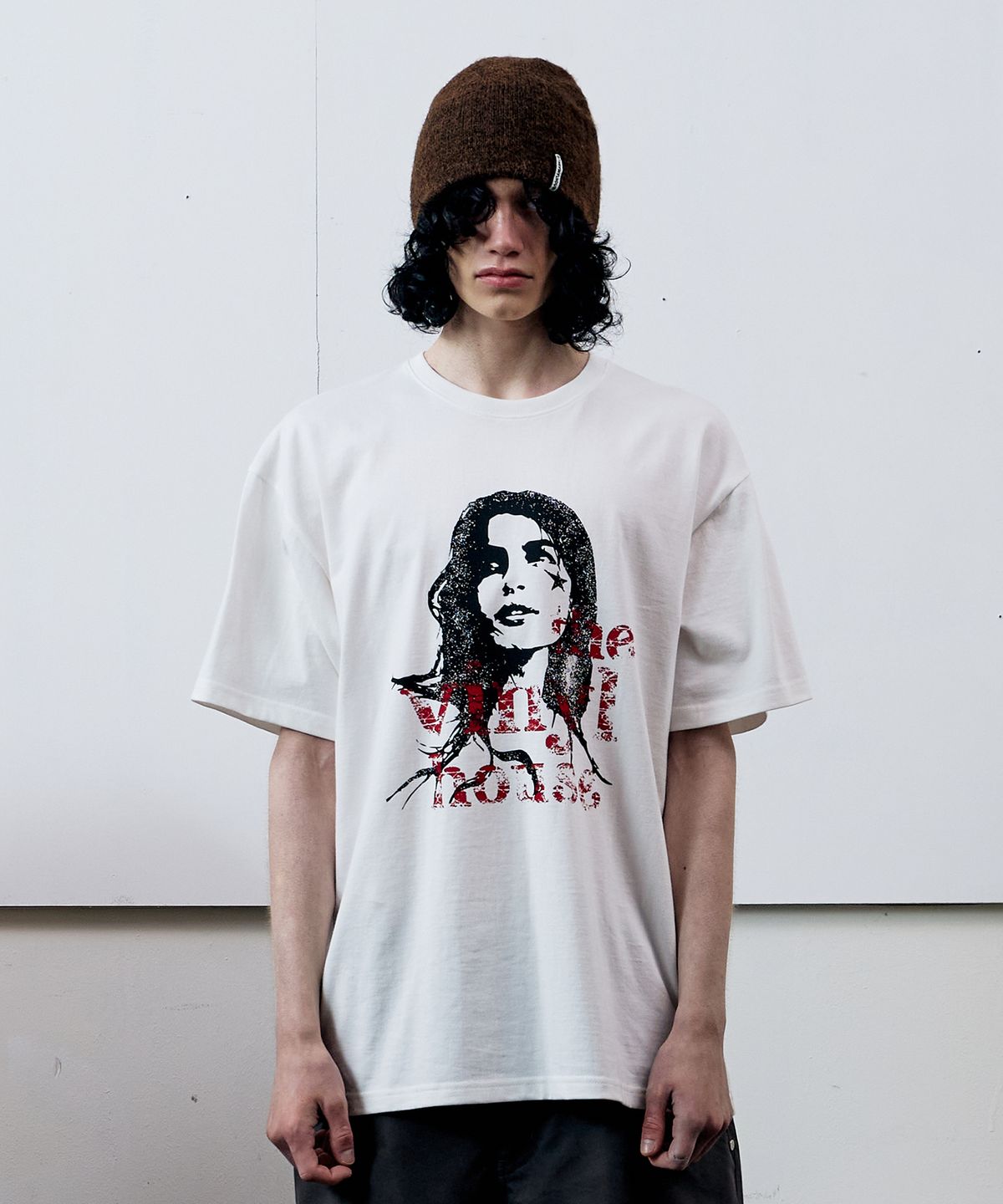더바이닐하우스(THEVINYLHOUSE) VINTAGE WOMAN TEE WHITE