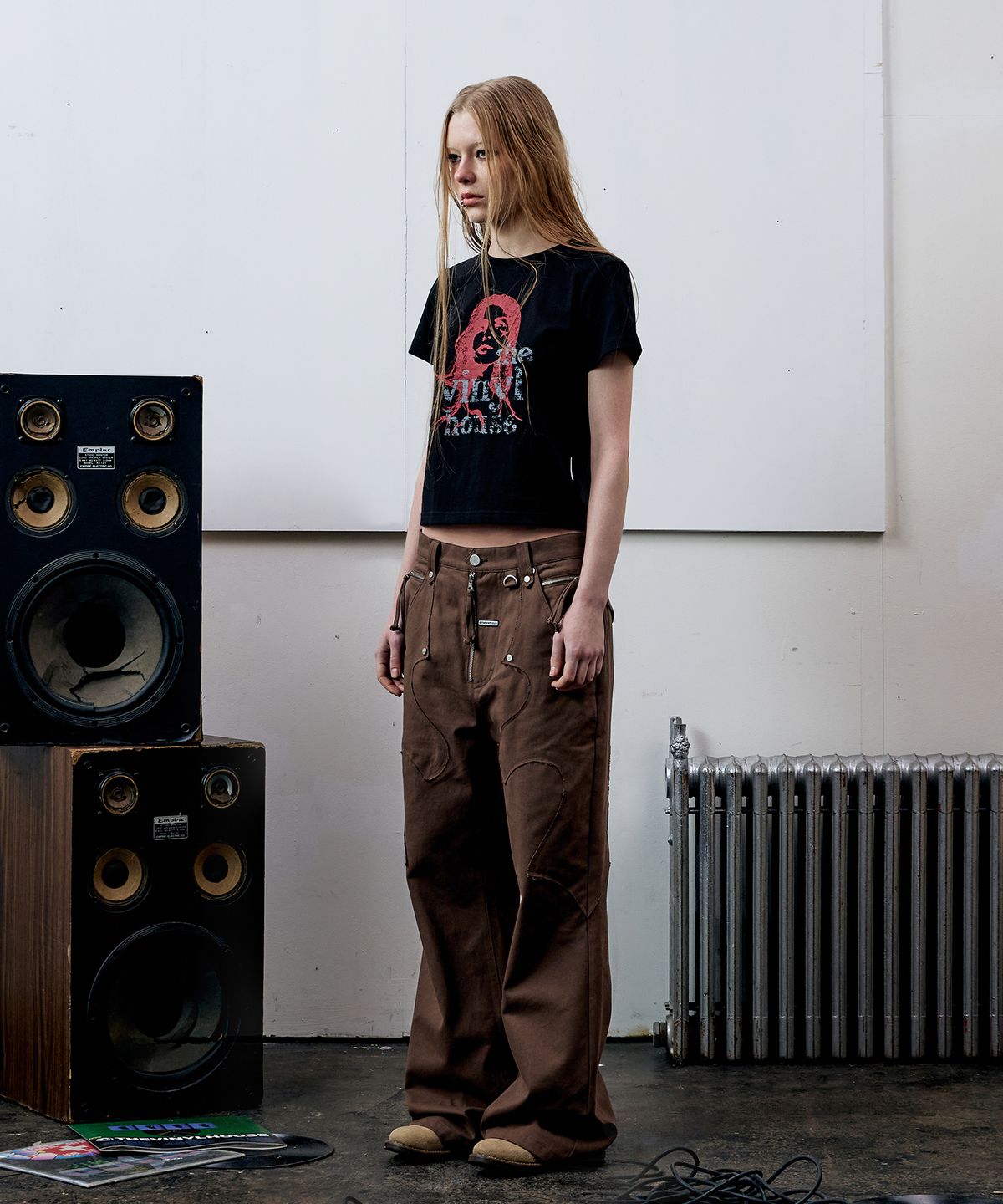 더바이닐하우스(THEVINYLHOUSE) VINTAGE WOMAN TEE BLACK