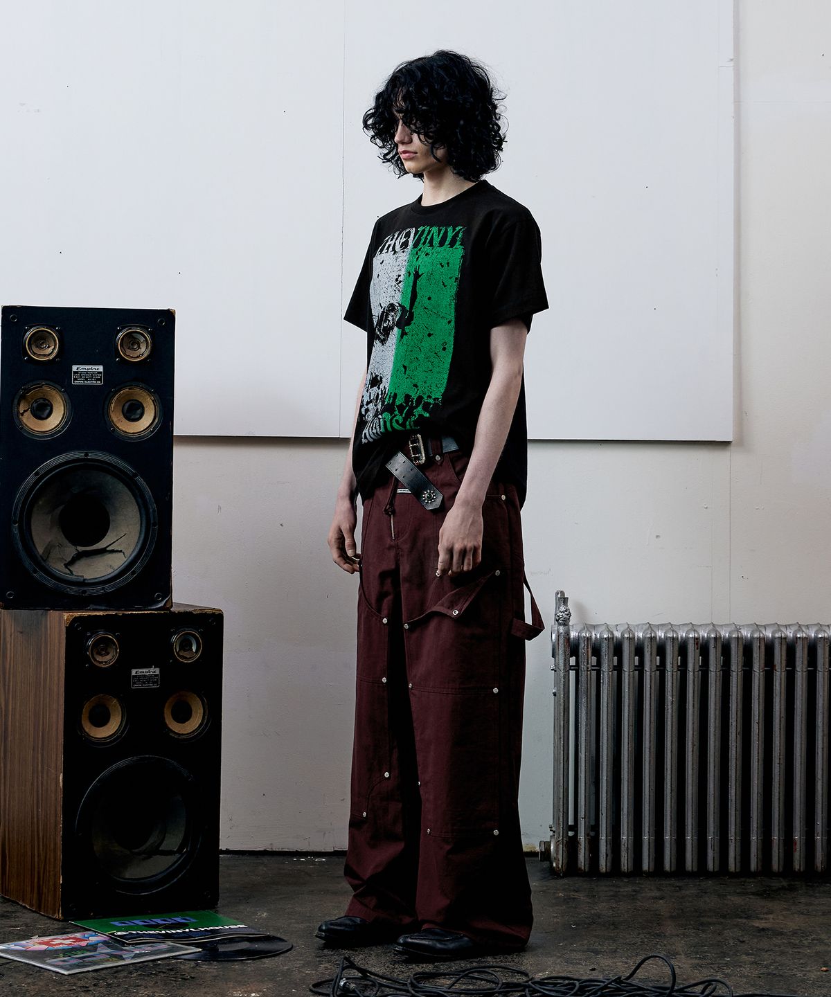 더바이닐하우스(THEVINYLHOUSE) VINTAGE POSTER TEE BLACK
