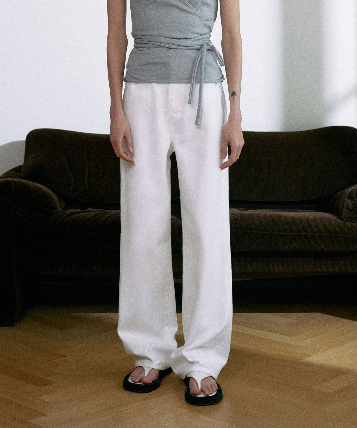 라메레이(LAMEREI) [기장선택]Classic Straight Denim[LMBESPDN3123]-Off White