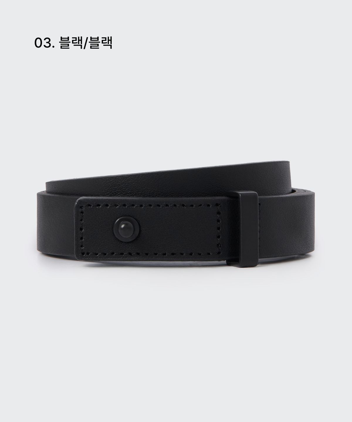무신사 스탠다드 우먼(MUSINSA STANDARD WOMAN) 우먼즈 버클리스 레더 슬림 벨트_20mm