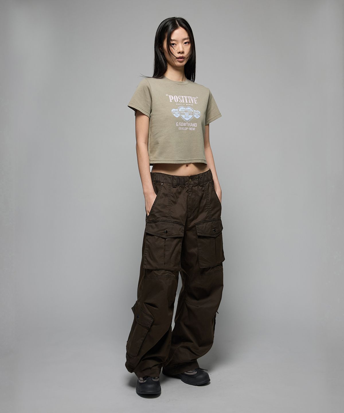 헤더헬렌(HEDER HELEN) (W) Positive damage crop half-T khaki grey
