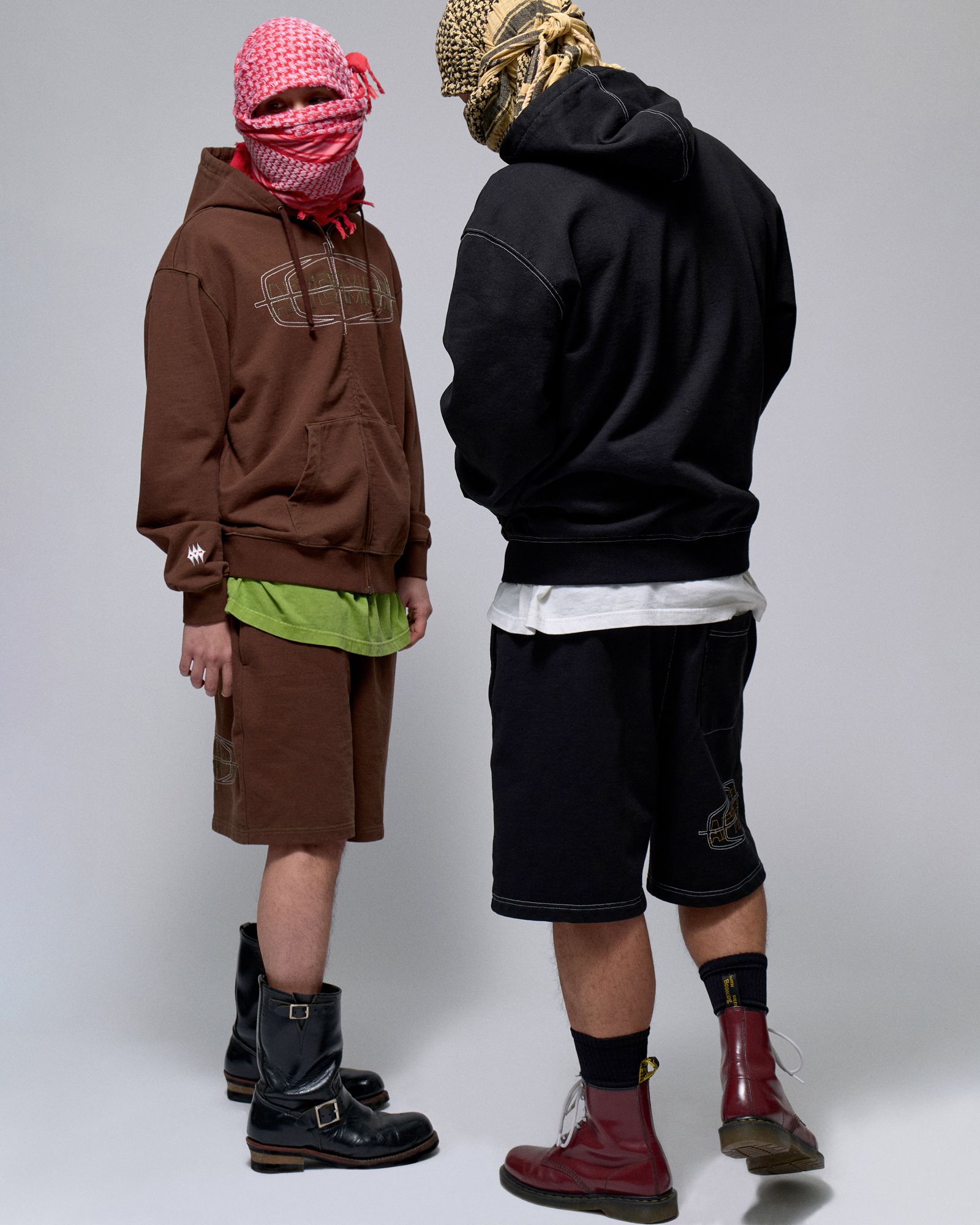 [AFTERMATH] AFTERMATH CONTRAST STITCH SWEAT SHORTS /追跡付 애프터매스(AFTERMATH) CONTRAST STITCH SWEAT SHORTS (BLACK