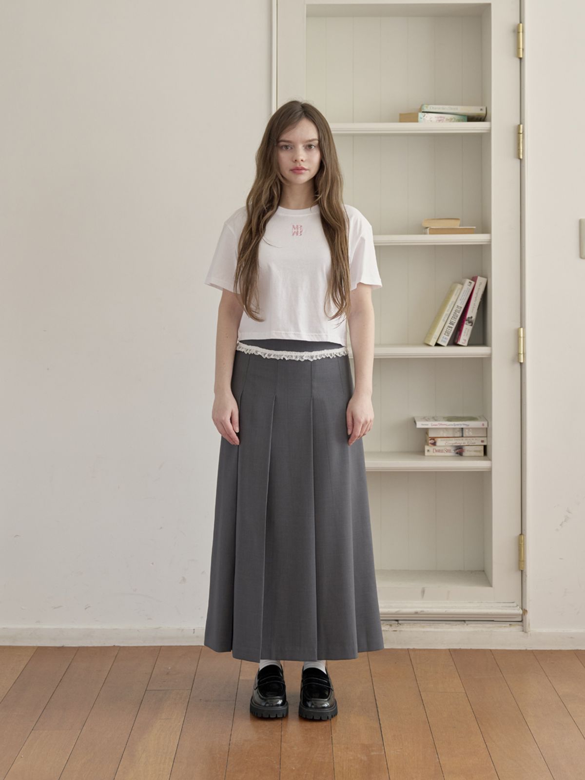 미에르꼴레스(MIERCOLES) LACE DETAIL PLEATS SKIRT [gray]