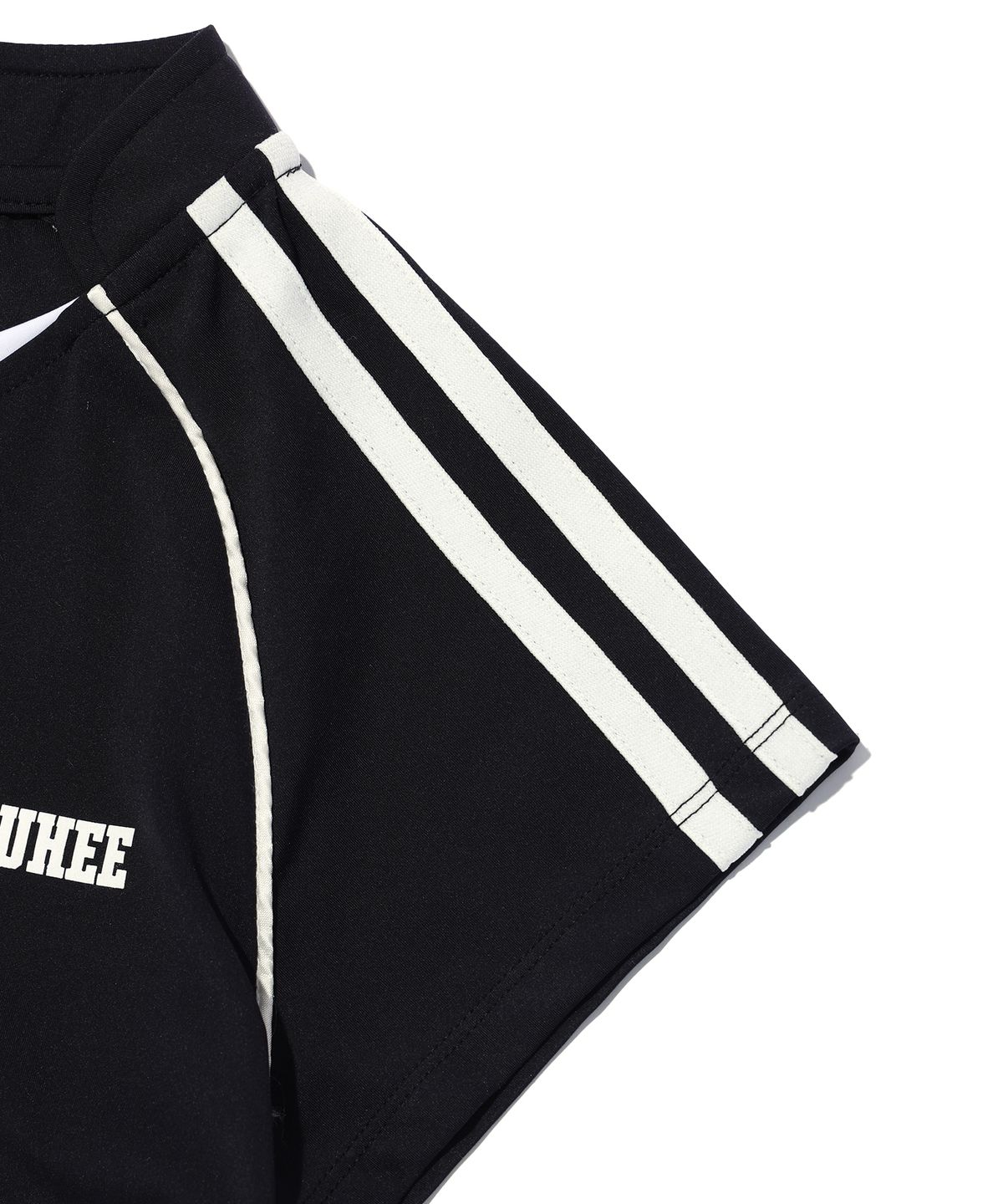 유희(YOUHEE) YOUHEE FOOTBALL JERSEY T-SHIRT BLACK