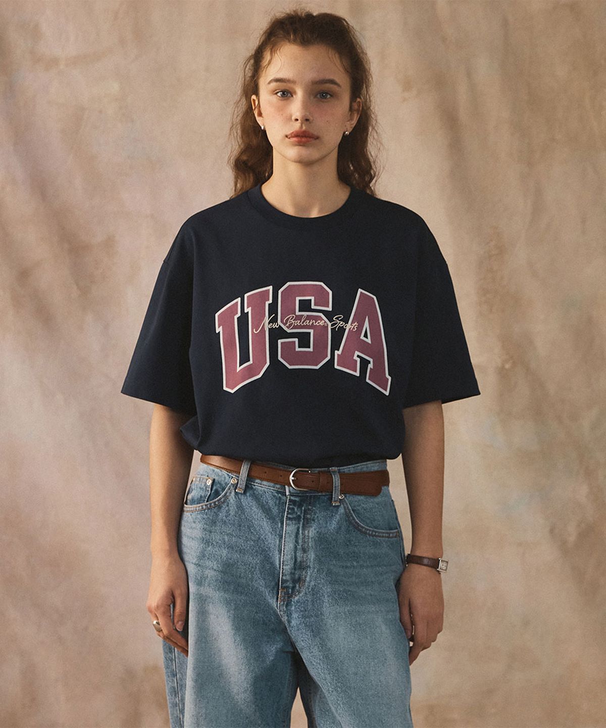 뉴발란스(NEW BALANCE) NBNEGCO218 / UNI USA 클래식 반팔티 (NAVY)