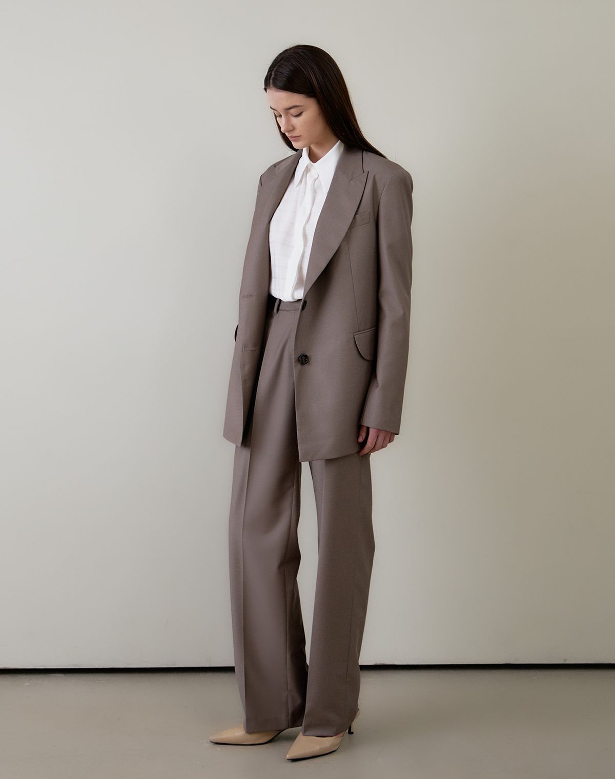 지에마르(GIEMAR) STRAIGHT FIT SLACKS COCOA 스트레이트 핏 슬랙스 코코아