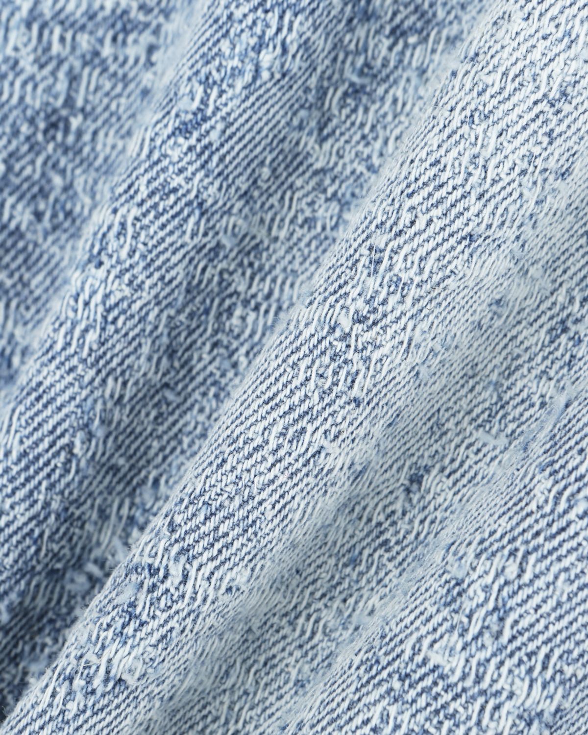 비슬로우(BESLOW) DISTRESSED WASHED TAPERED JEANS LIGHT WASHED