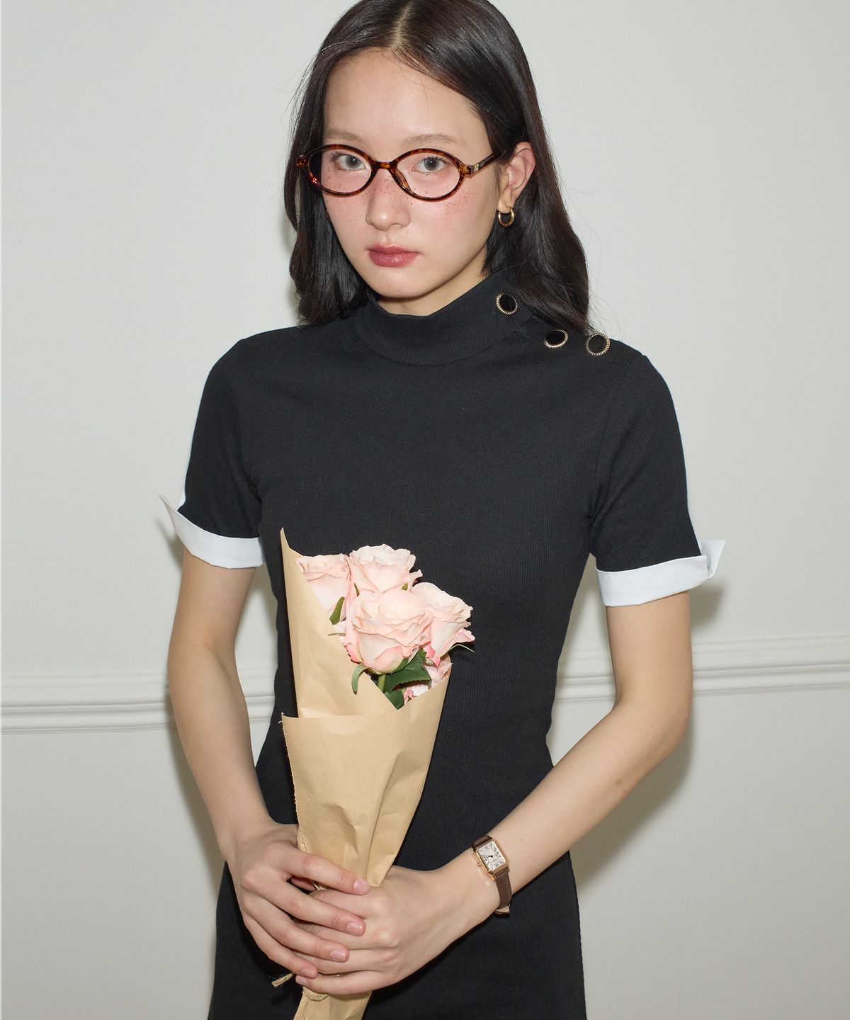 살롱 드 욘(SALON DE YOHN) Button Point Short Sleeve Mini Dress_ Black