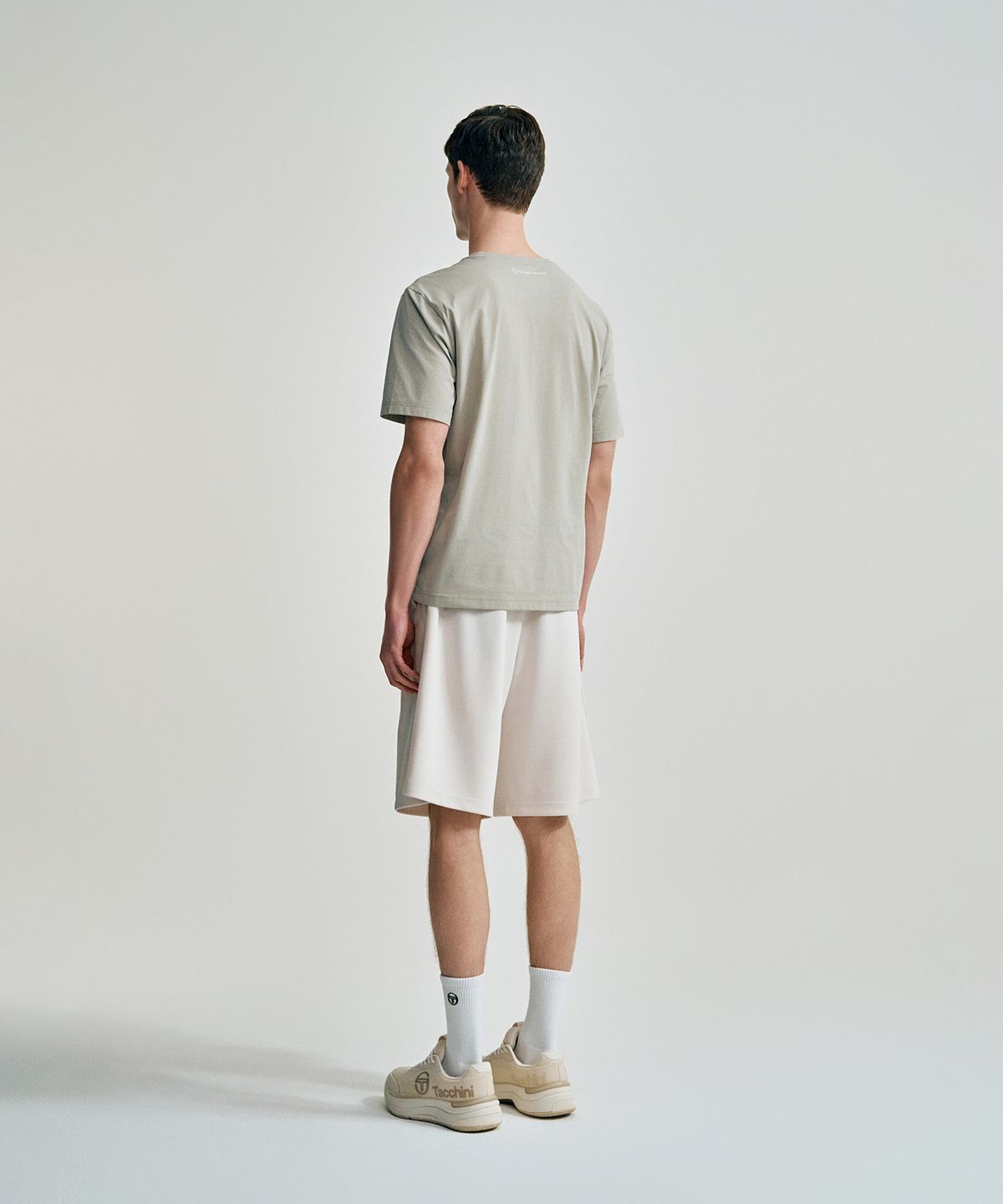 세르지오 타키니(SERGIO TACCHINI) M 타키니 모던 트랙 버뮤다 팬츠 (Ivory)