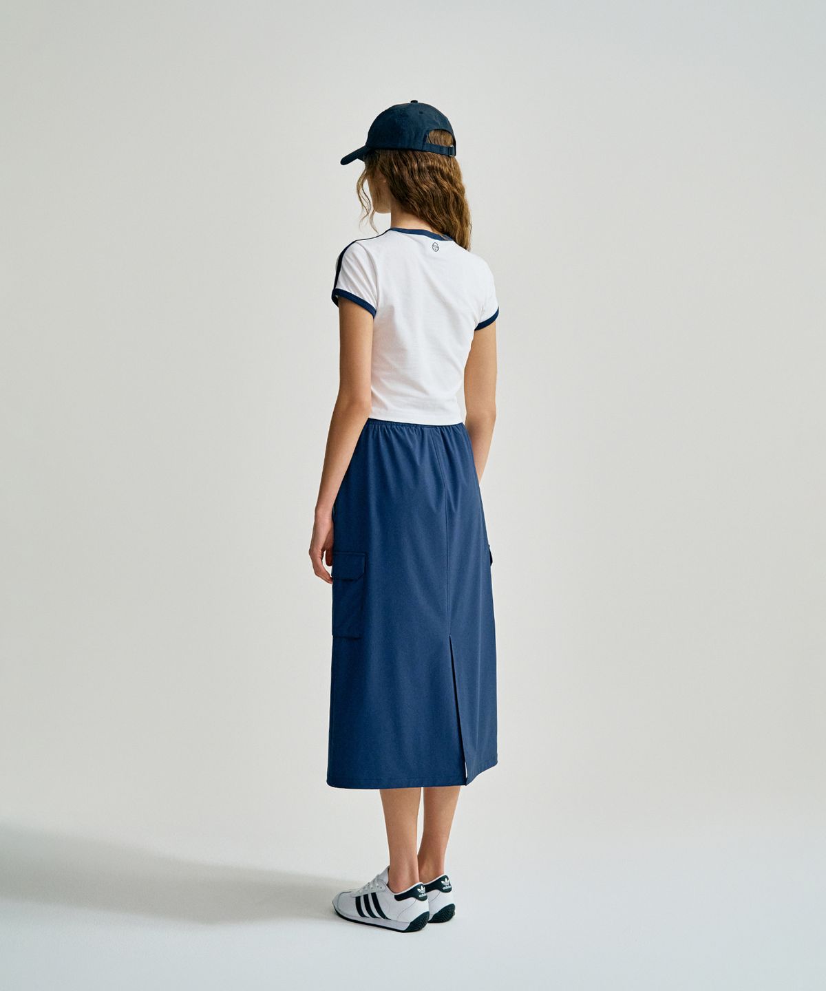 세르지오 타키니(SERGIO TACCHINI) W 컴포트쿨 경량 우븐 롱 스커트 (Navy)