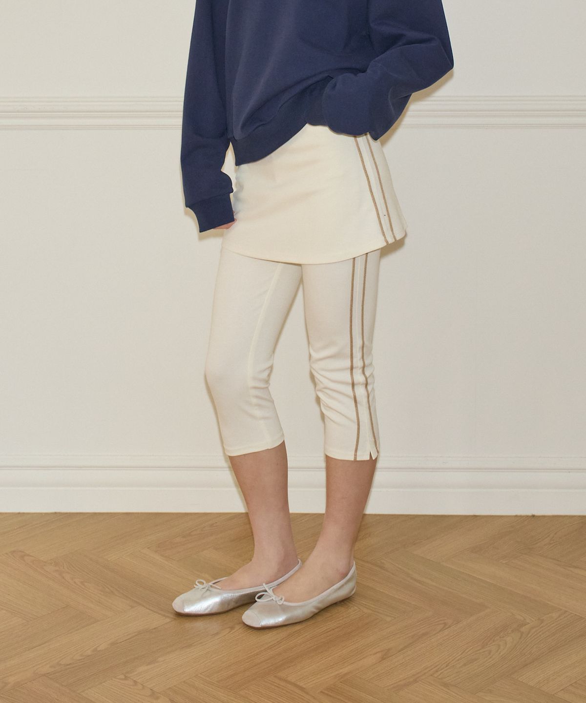 살롱 드 욘(SALON DE YOHN) Line Point Skirt Pants_ Ivory