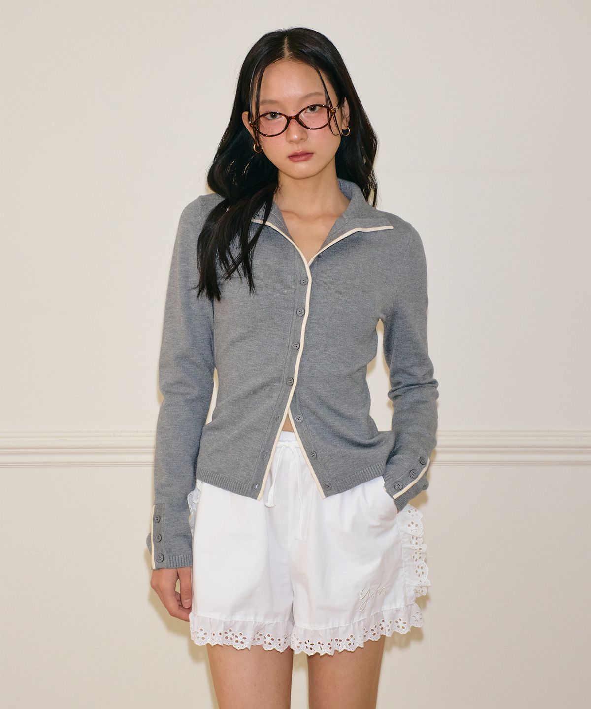 살롱 드 욘(SALON DE YOHN) Lace Cotton Banding Shorts_ White