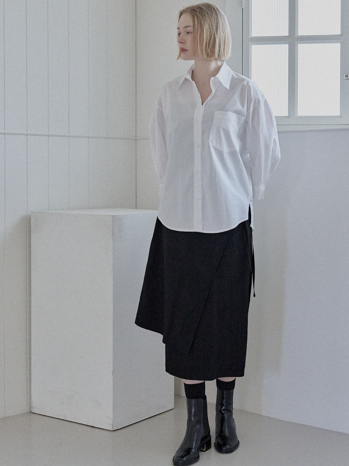 아방(AVANT-G) Round Sleeve Overfit Shirt - IVORY