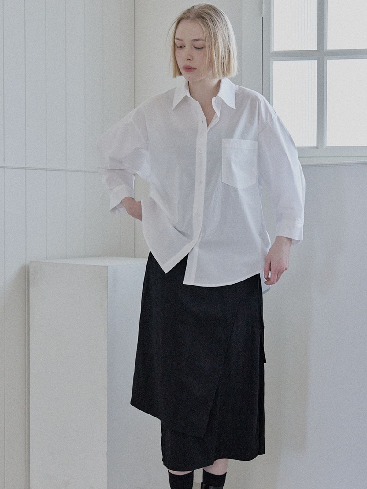 아방(AVANT-G) Round Sleeve Overfit Shirt - IVORY