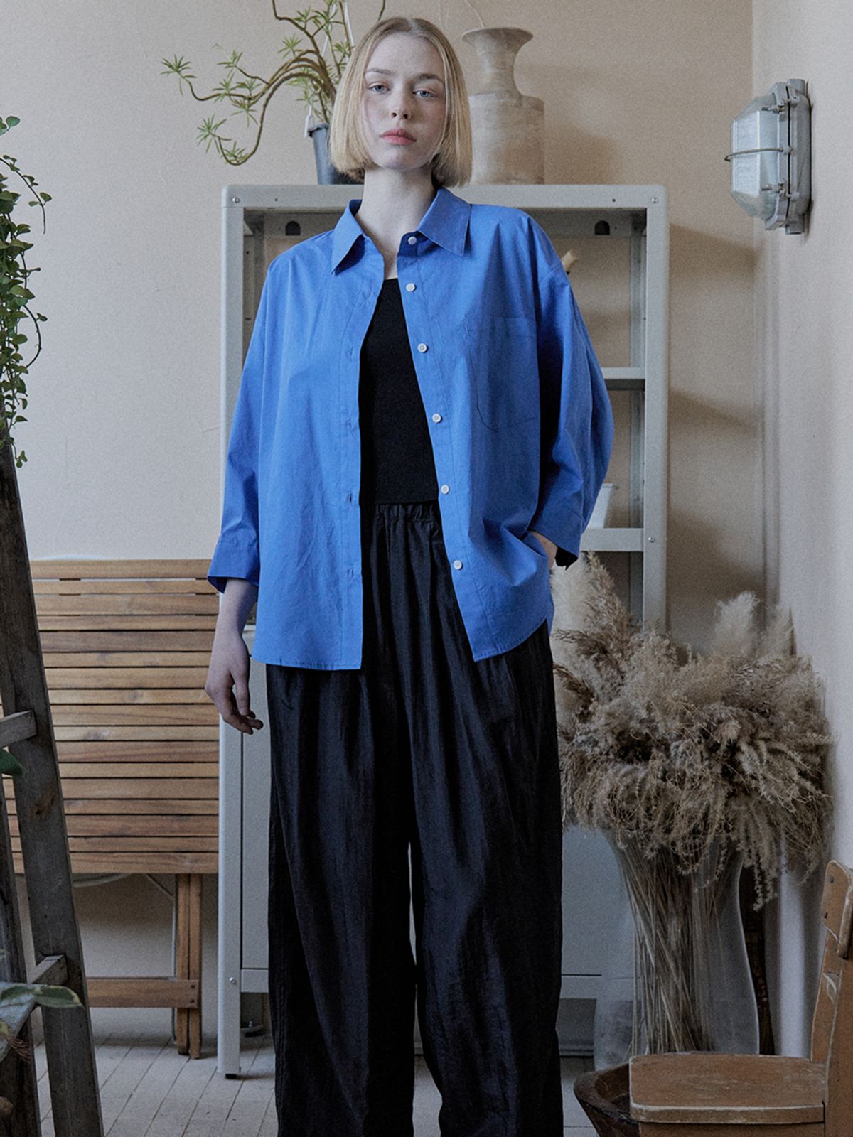 아방(AVANT-G) Round Sleeve Overfit Shirt - BLUE