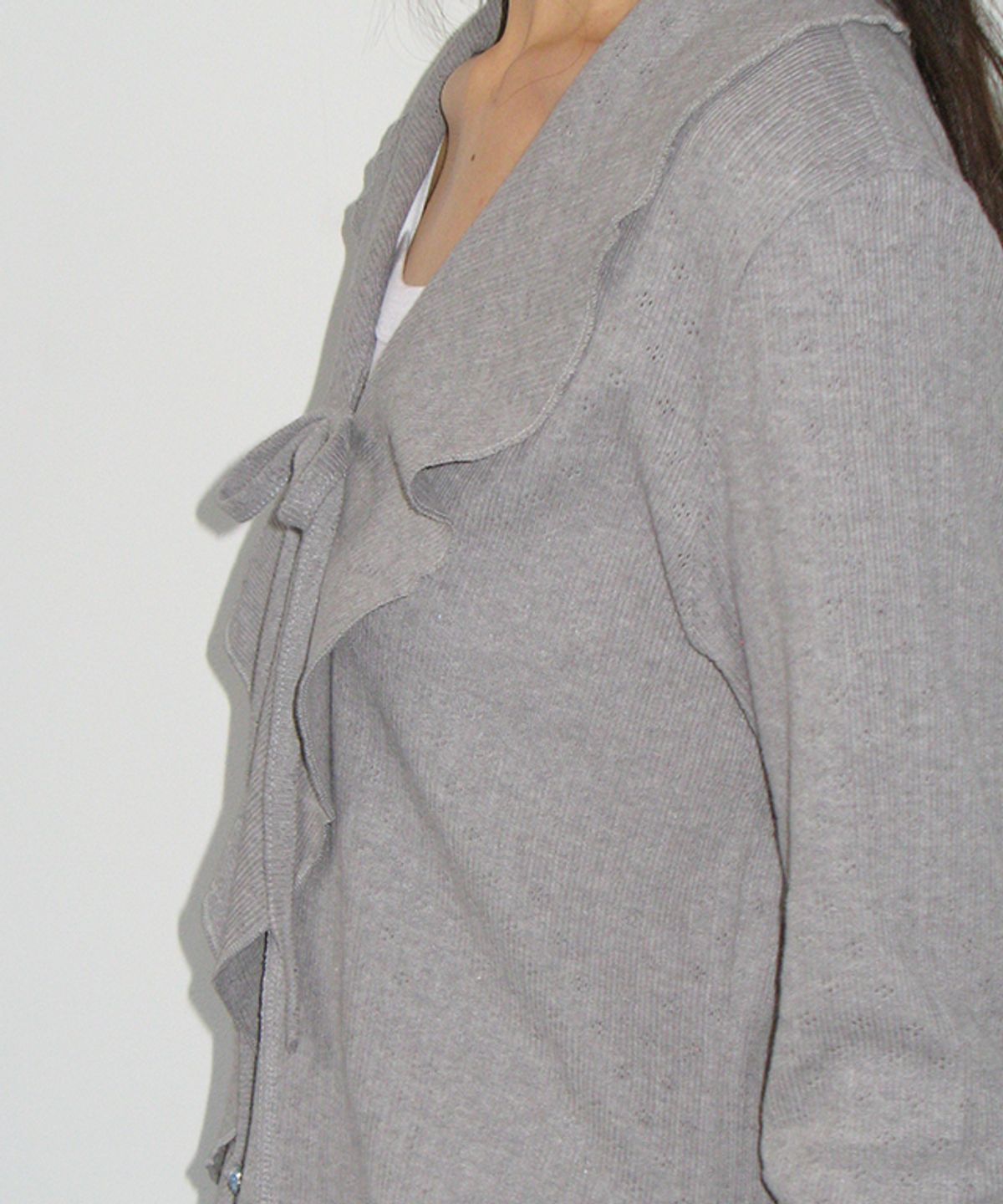 론론(RONRON) PENDANT SAILOR FRILL EYELET CARDIGAN GREY