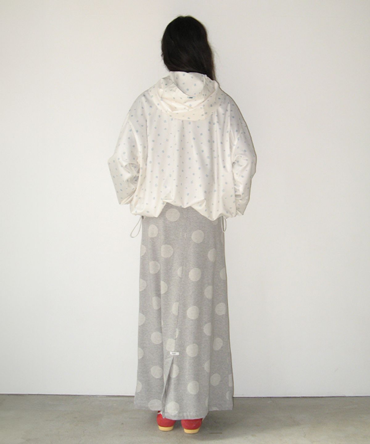 론론(RONRON) HOODED WINDBREAKER JUMPER BLUE FLOWER