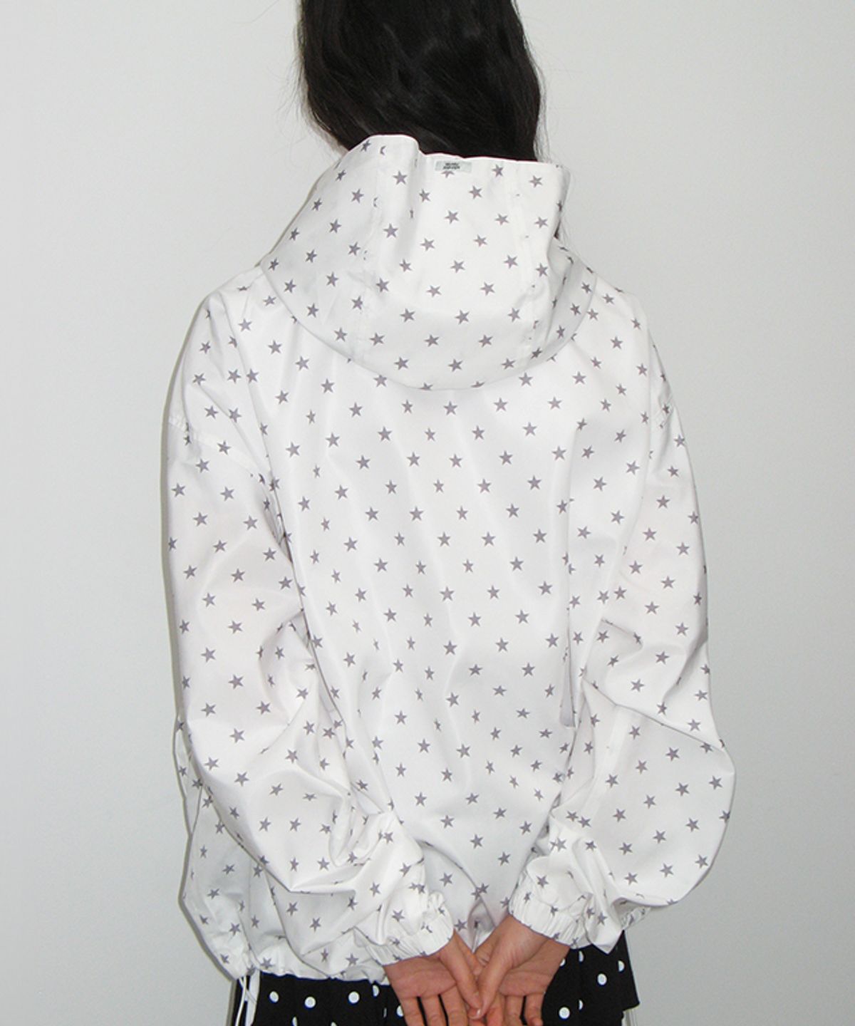 론론(RONRON) HOODED WINDBREAKER JUMPER WHITE STAR