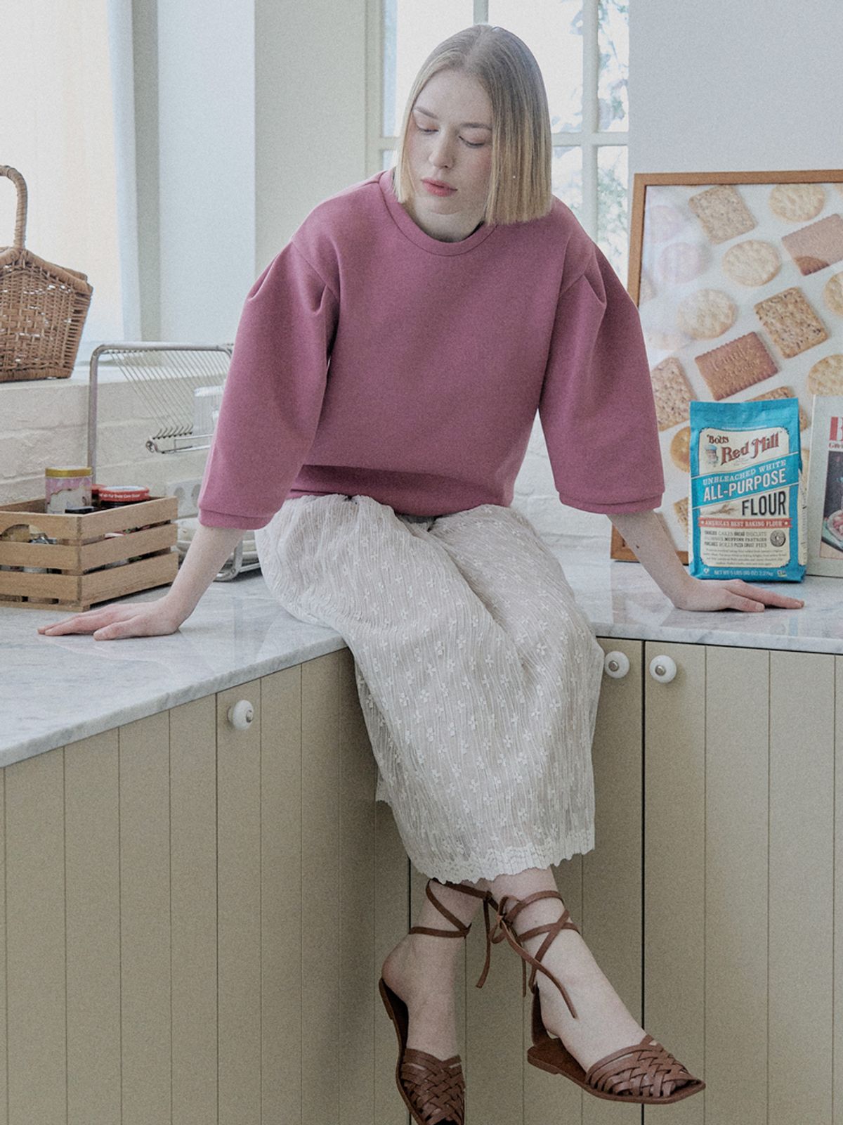 아방(AVANT-G) Dart Sleeve Sweatshirt - PINK
