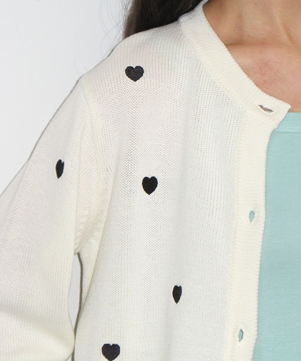 론론(RONRON) HEART PATTERN KNIT CARDIGAN IVORY