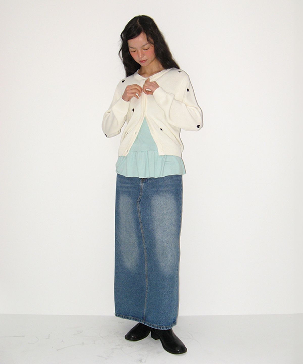론론(RONRON) HEART PATTERN KNIT CARDIGAN IVORY