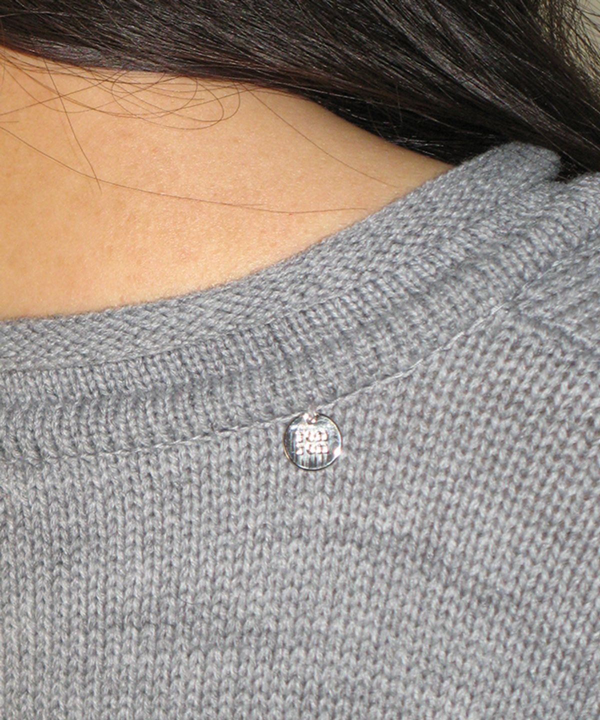 론론(RONRON) HEART STAR HAND STITCH OVERFIT CROP KNIT GREY