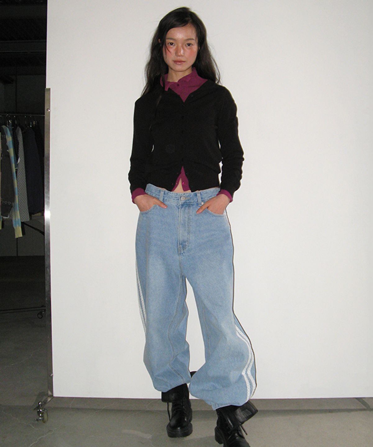 론론(RONRON) BACK LABEL SLIMFIT KNIT CARDIGAN BLACK