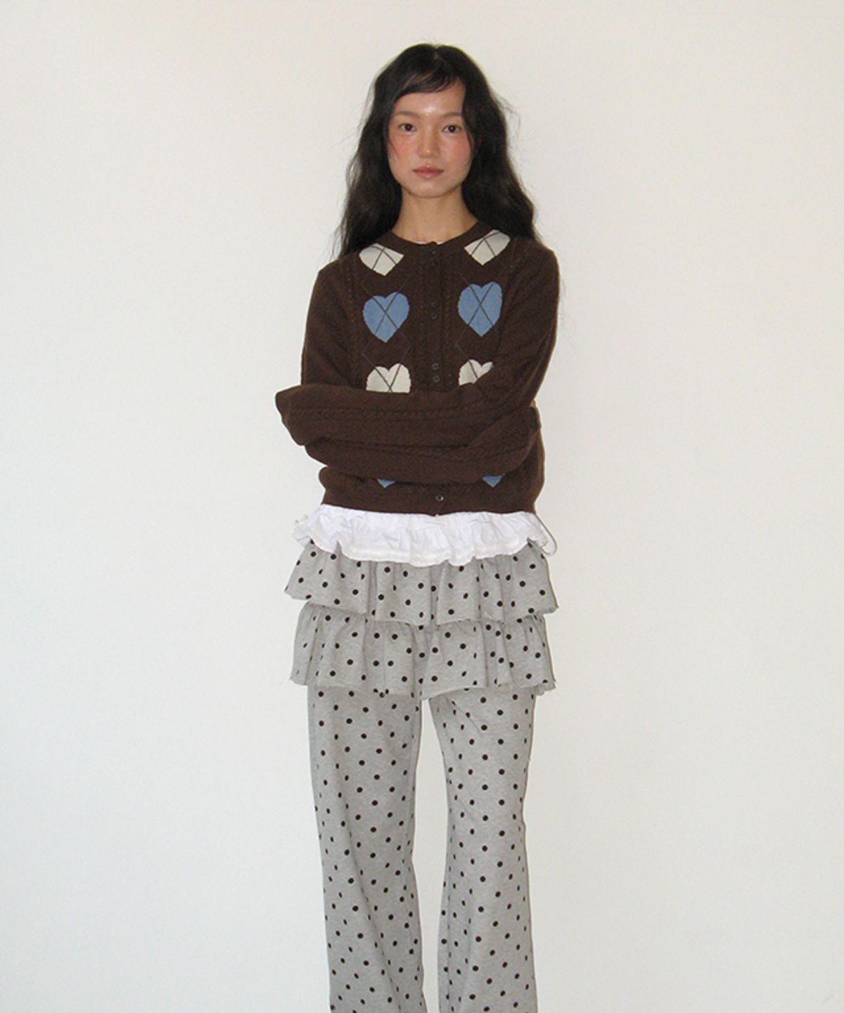 론론(RONRON) HEART ARGYLE 2 BUTTON KNIT CARDIGAN BROWN