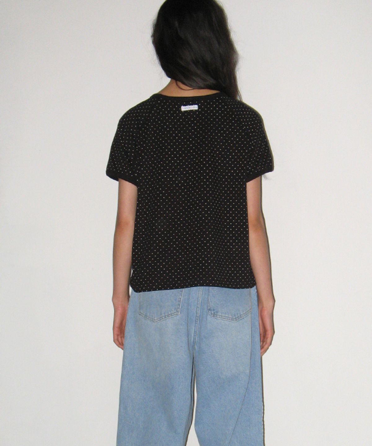 론론(RONRON) DOT RINGER PUFF T SHIRT BLACK
