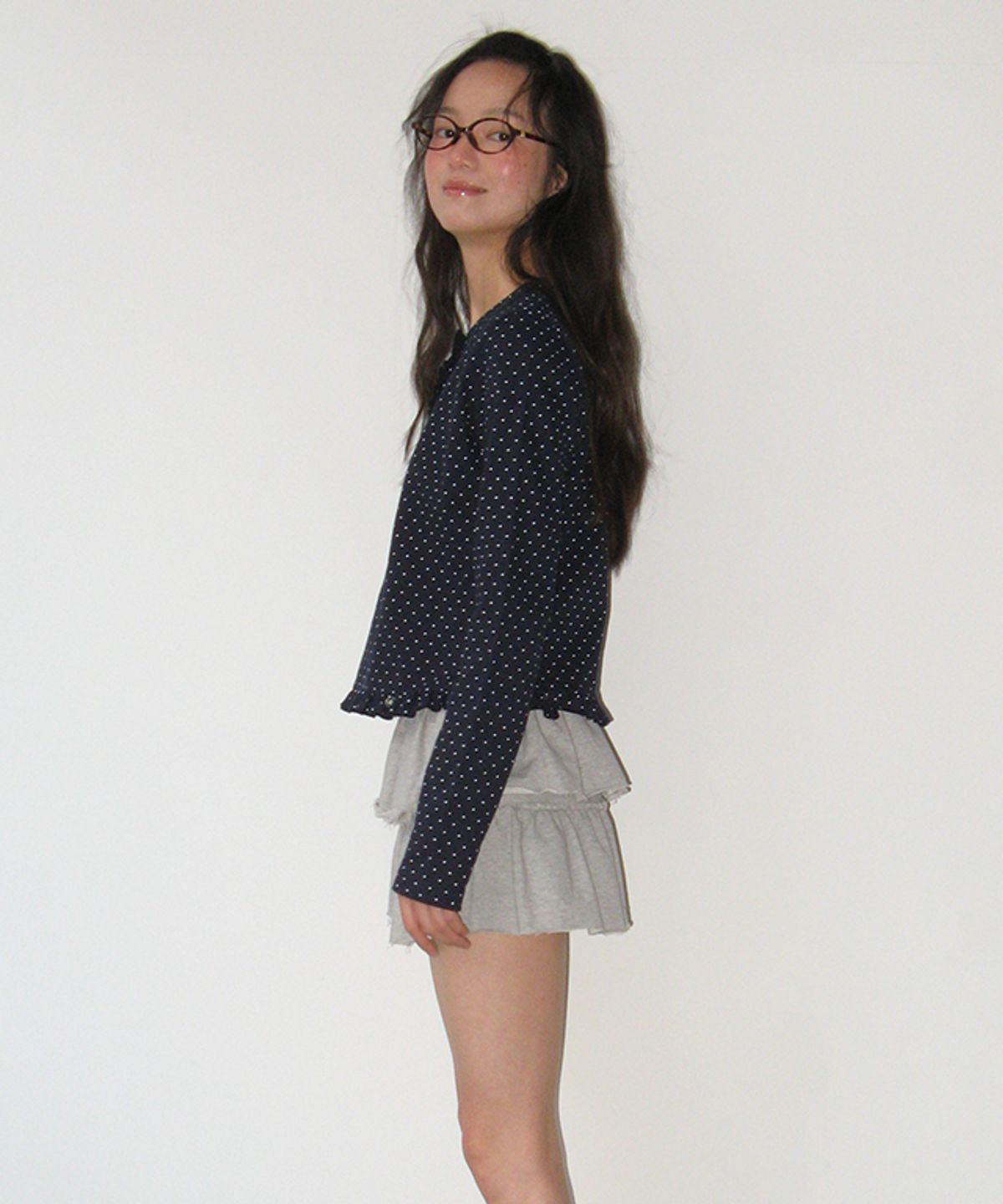론론(RONRON) DOT RUFFLE LONG SLEEVE T SHIRT NAVY