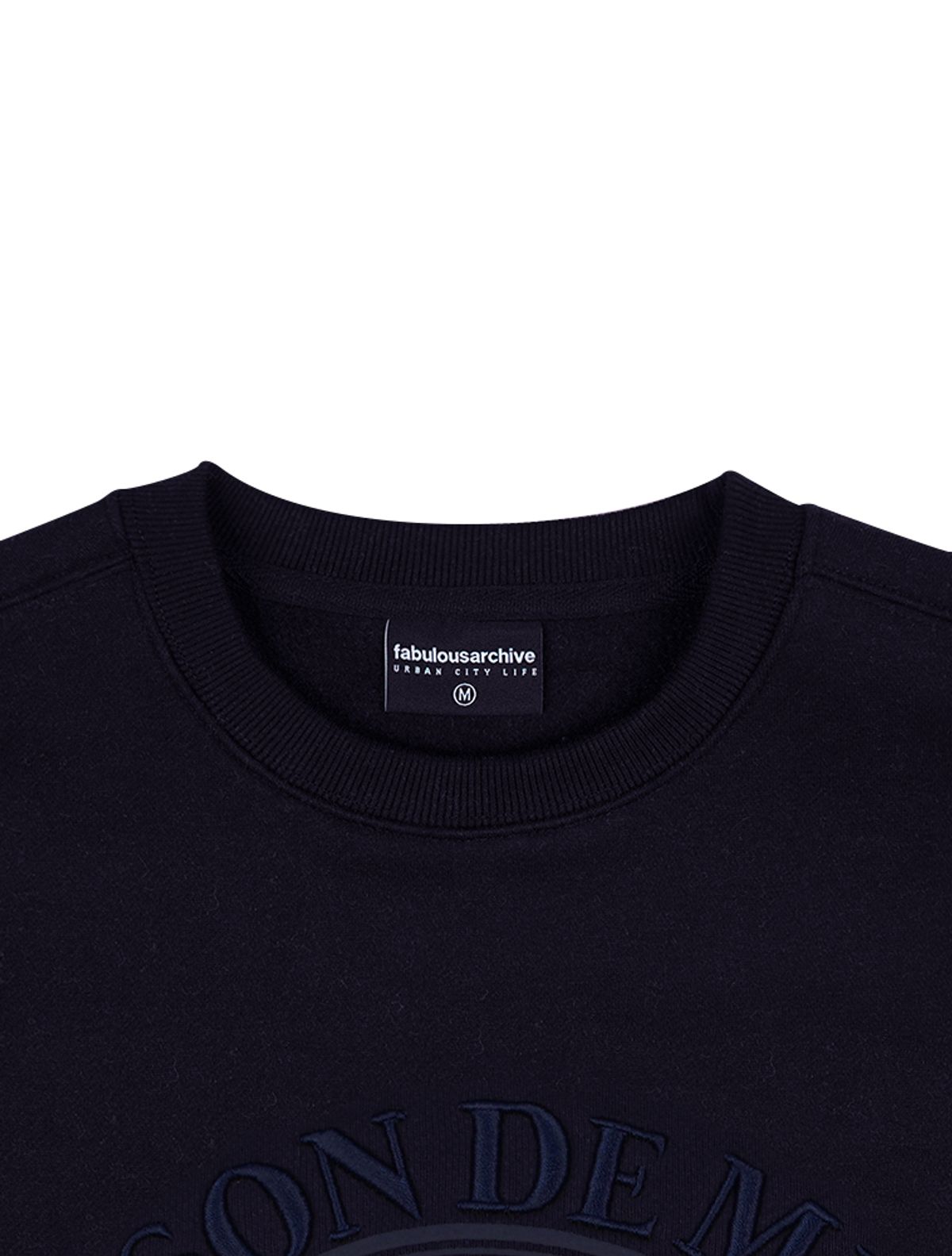 라 메종 스튜디오(LA MAISON STUDIO) UNISEX 쉴드 패턴 맨투맨 네이비(FCD1TS103M)