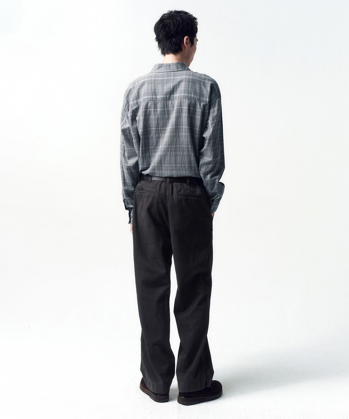 인사일런스(INSILENCE) 데미지드 시어 체크 셔츠 GREY