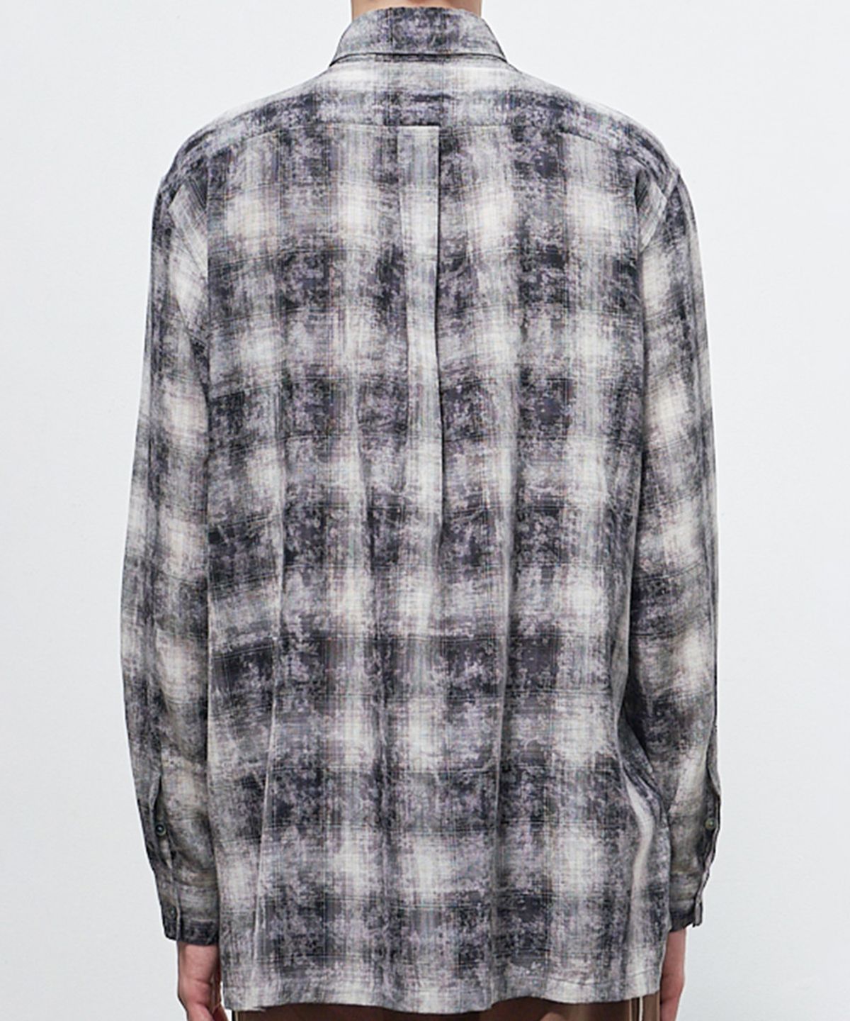 우석(WOOSUK) Vintage Washed Check Shirt (Black)