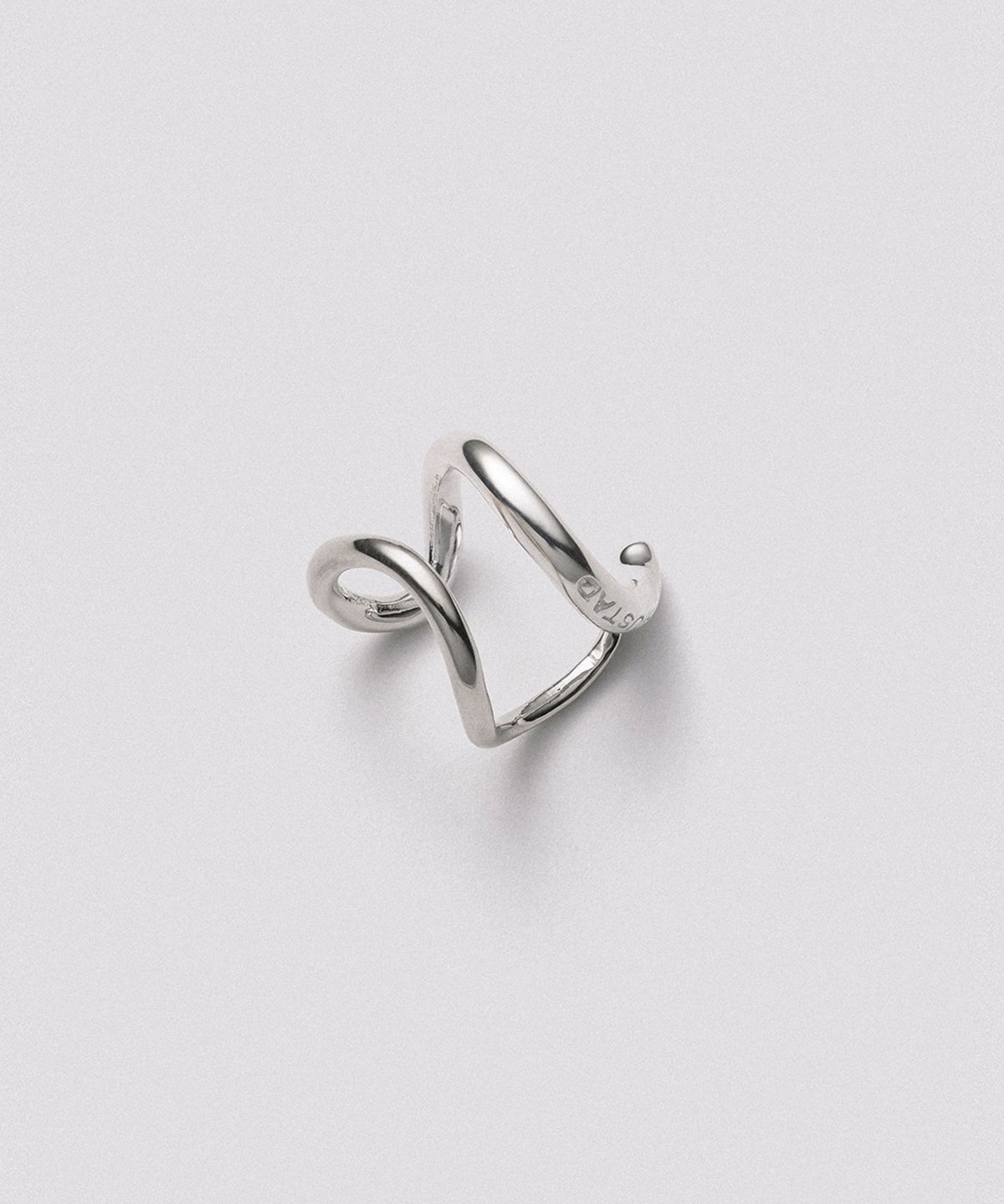 휴스타드(HUSTAD) 238 Leaf Earcuff_ 925 실버 립 이어커프