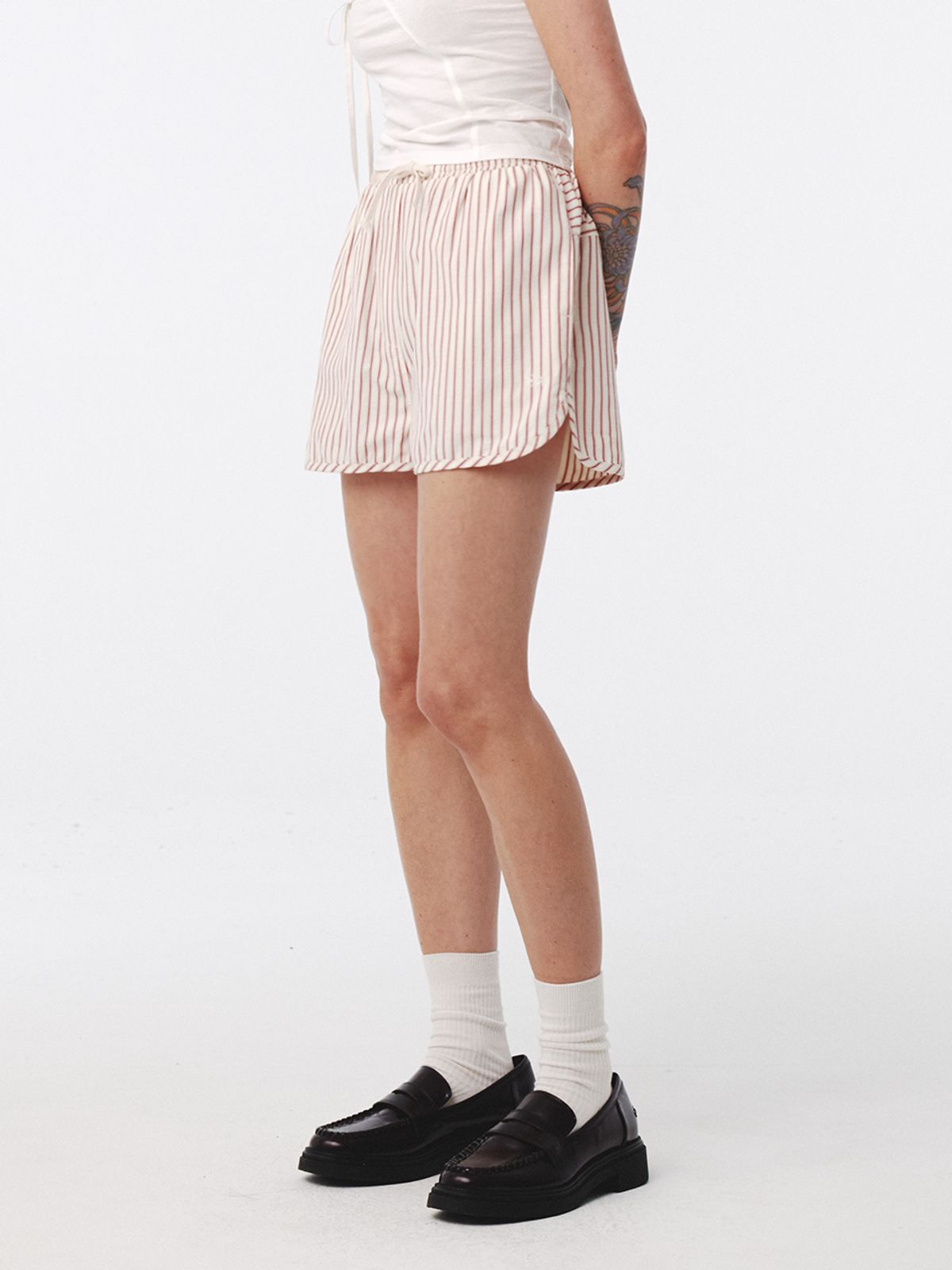 기준(KIJUN) Stripe Shorts Red Stripe