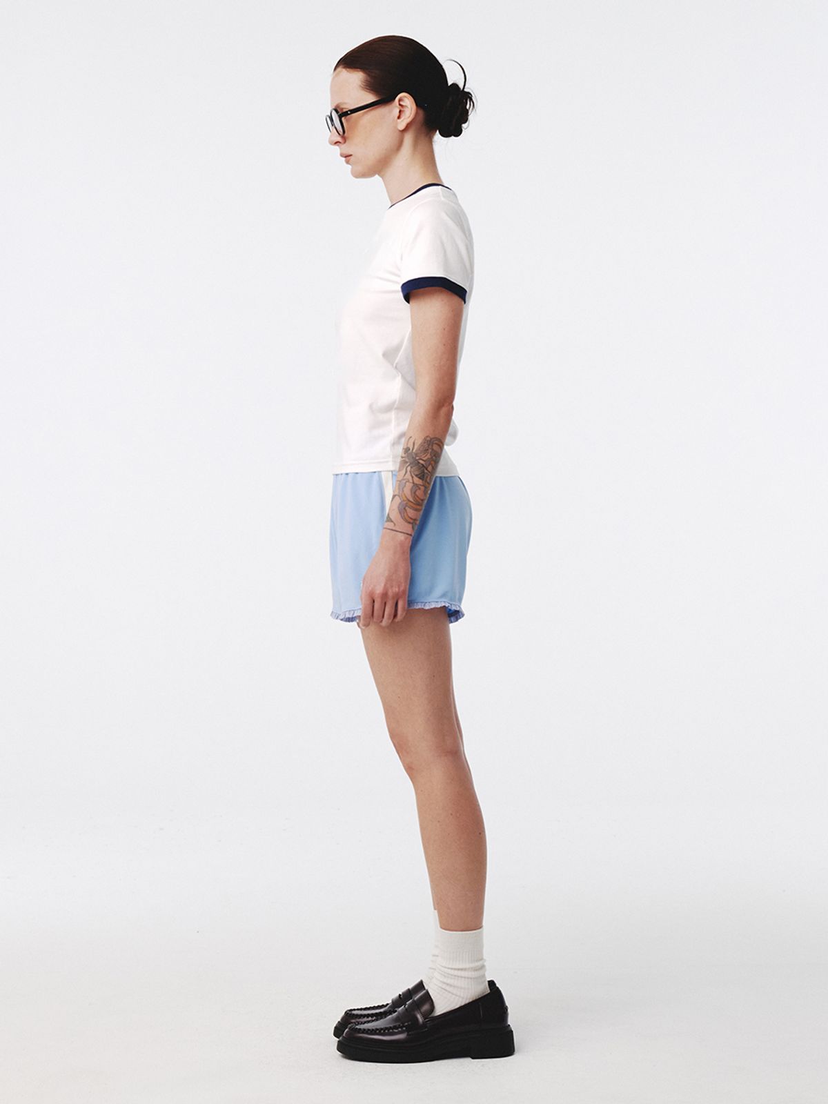 기준(KIJUN) Frill Jersey Shorts Sky Blue Off-White