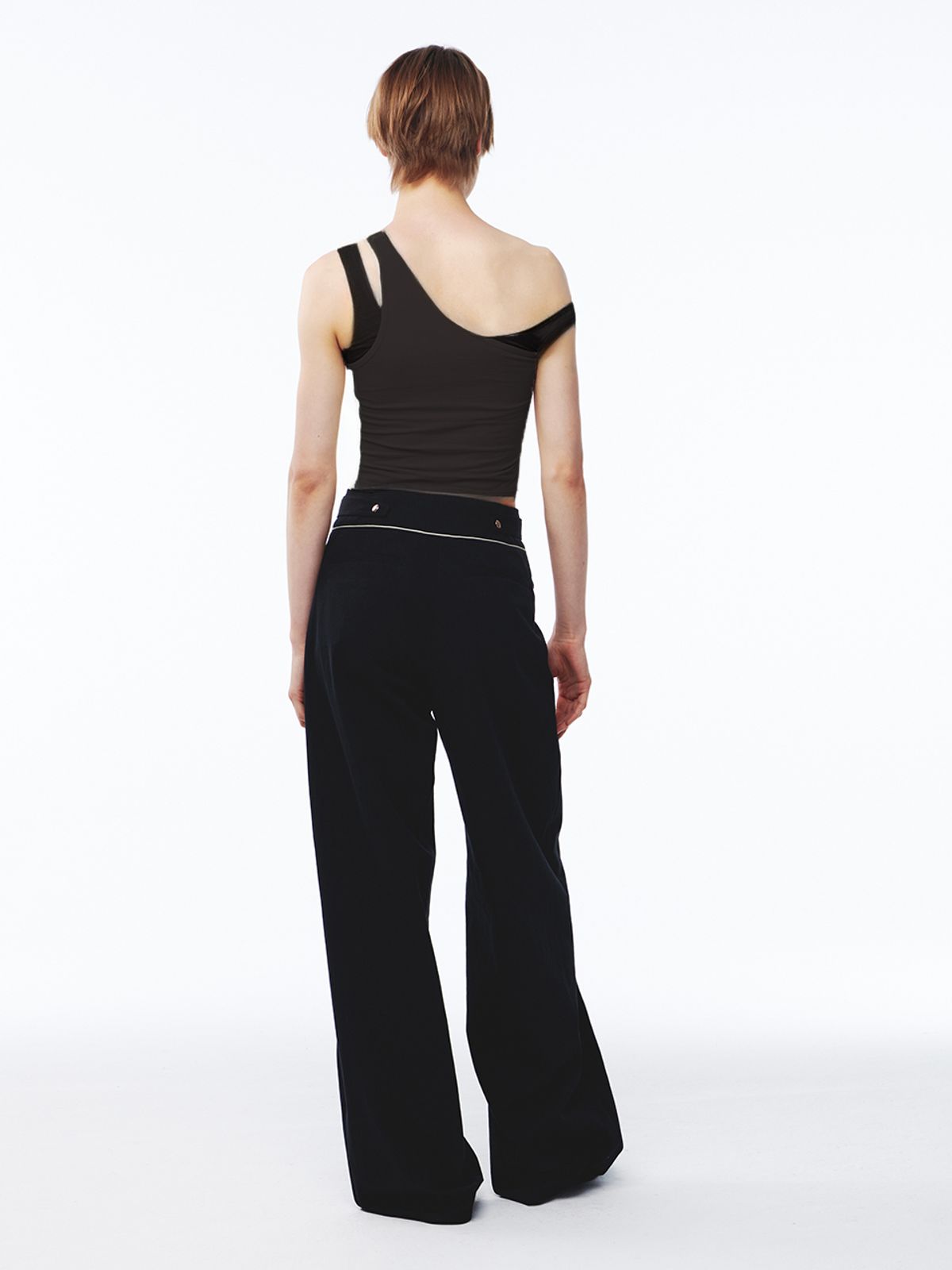 기준(KIJUN) Layered Tank Top Black