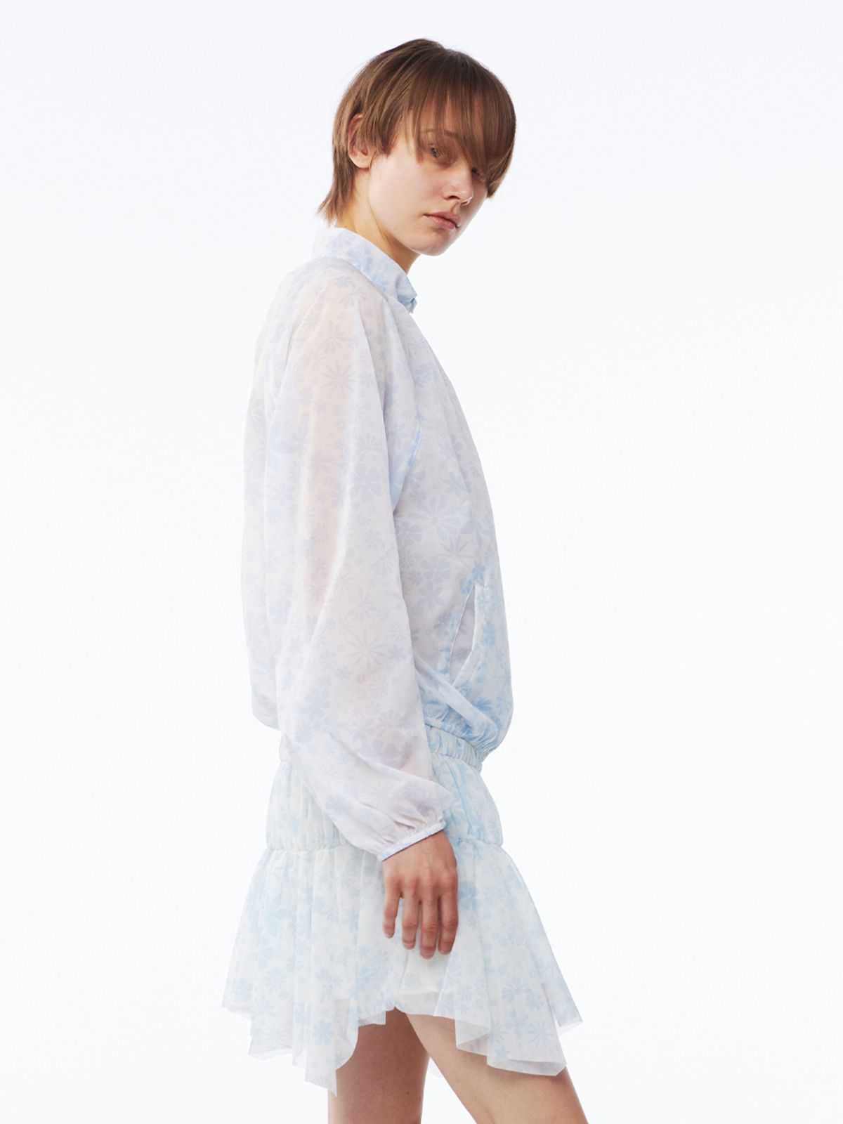 기준(KIJUN) Flower Sheer Windbreaker Print Sky Blue